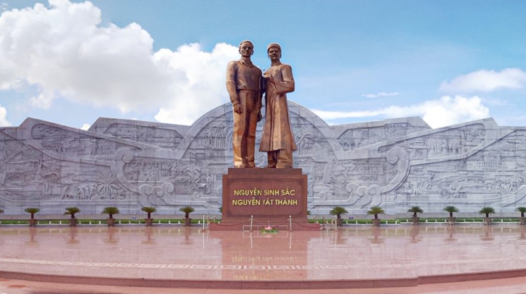 Quảng trường Nguyễn Tất Thành