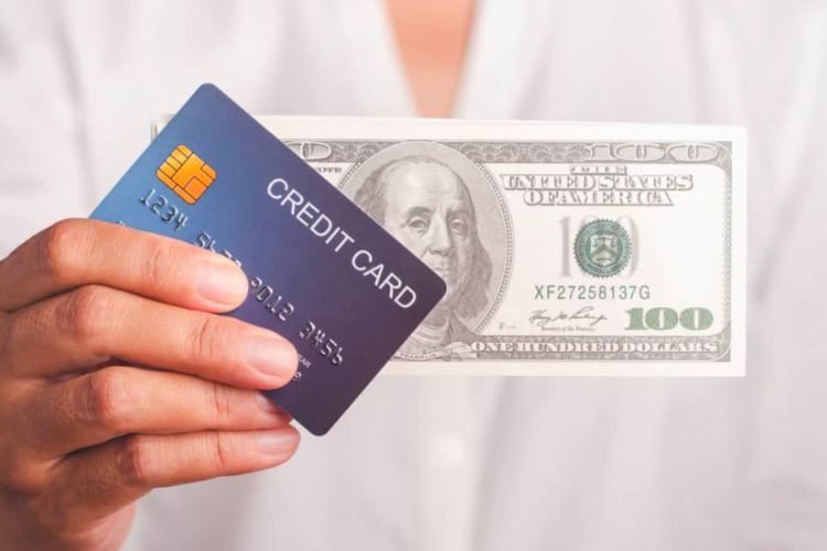 Tùy vào thói quen và mức độ tiện lợi, bạn có thể lựa chọn hình thức thanh toán dư nợ thẻ tín dụng phù hợp nhất.