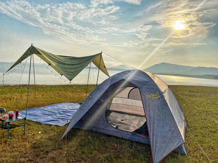 Cắm trại, picnic ven hồ