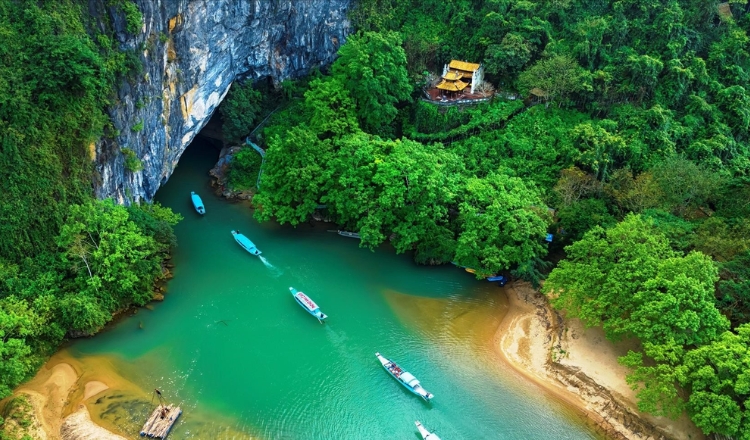 Vườn quốc gia Phong Nha - Kẻ Bàng