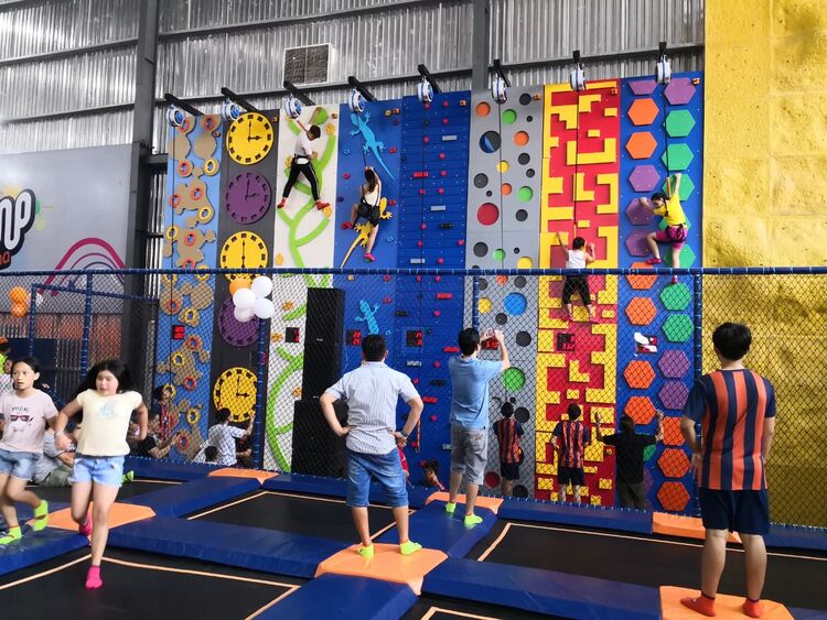 khu vui chơi - Jump Arena