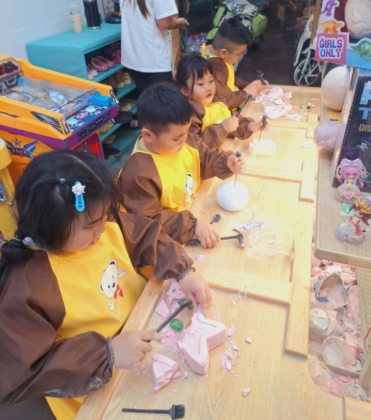 Kidbay Cafe & Playground