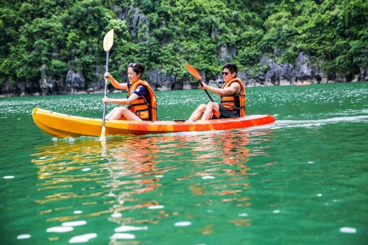 Làng chài Vung Viêng, Hạ Long