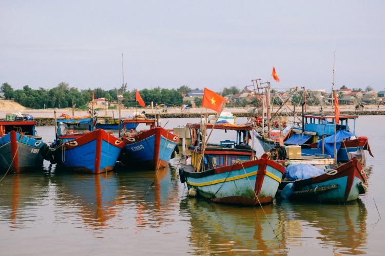 làng chài Cửa Tùng