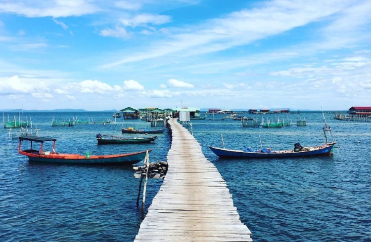 Làng chài Rạch Tràm – Phú Quốc, Kiên Giang (nay thuộc An Giang) 