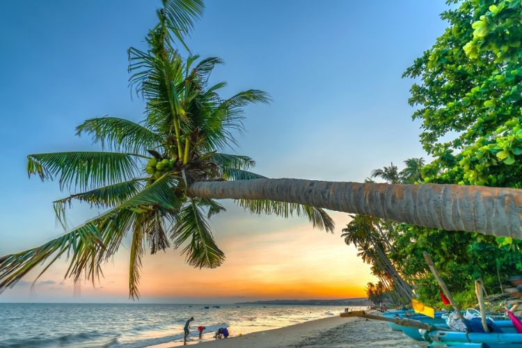 Bãi biển Hàm Tiến