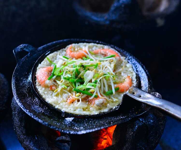 Bánh xèo hải sản