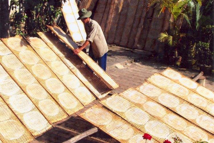 Làng nghề bánh tráng Trảng Bàng - Tây Ninh