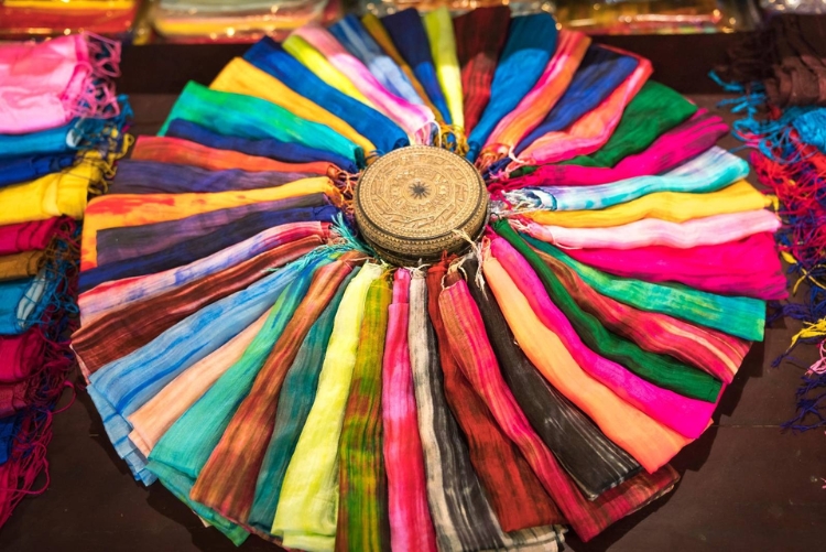 Làng lụa Vạn Phúc - Hà Nội