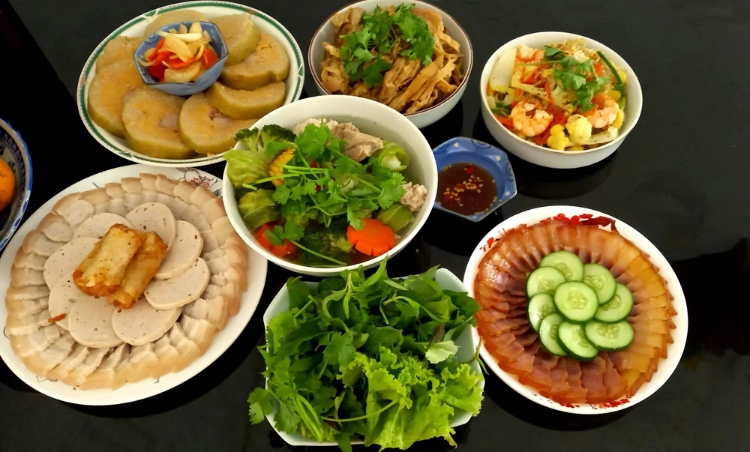 Mâm cơm ngày Tết miền Trung