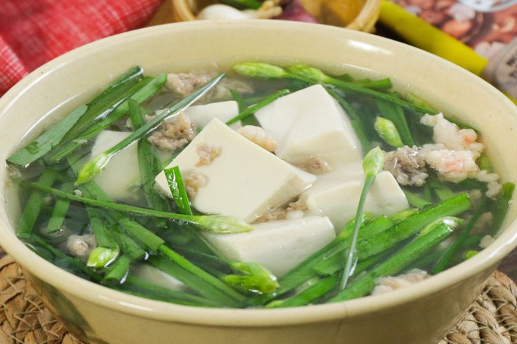 Canh hẹ đậu hũ non