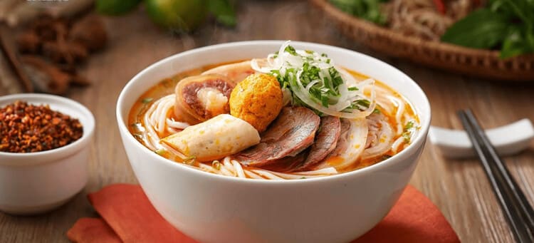 Bún bò Huế