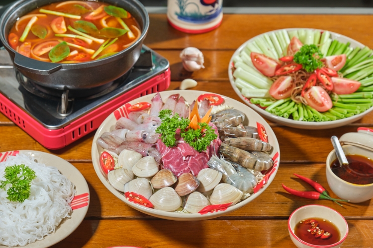 Lẩu hải sản