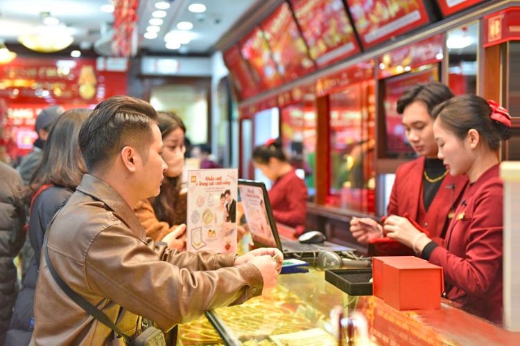 Mua vàng trả góp đang là xu hướng tiêu dùng thông minh.