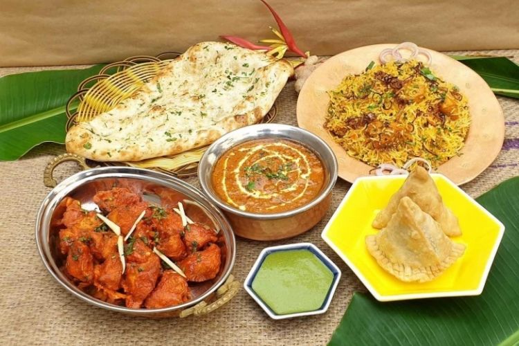 Naan & Masala