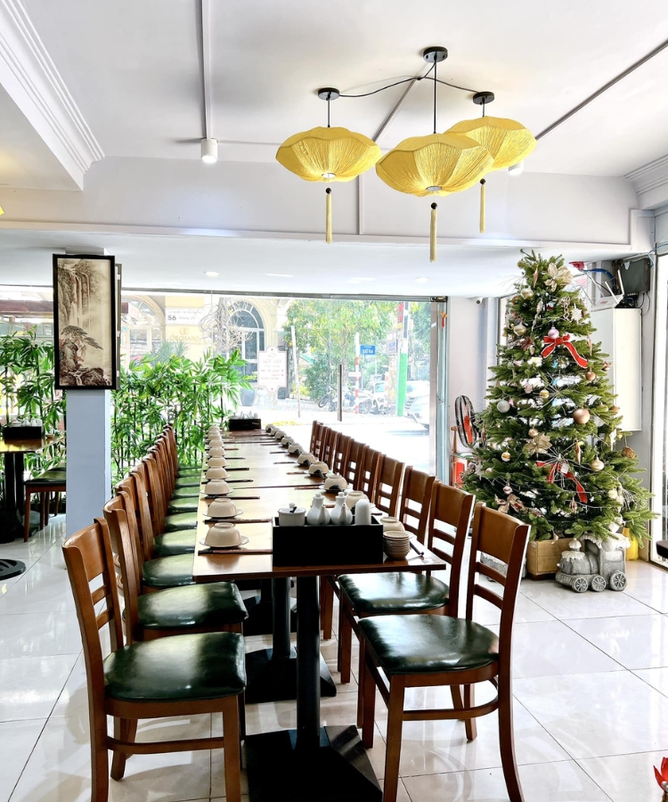 An DimSum & Hong Kong kitchen