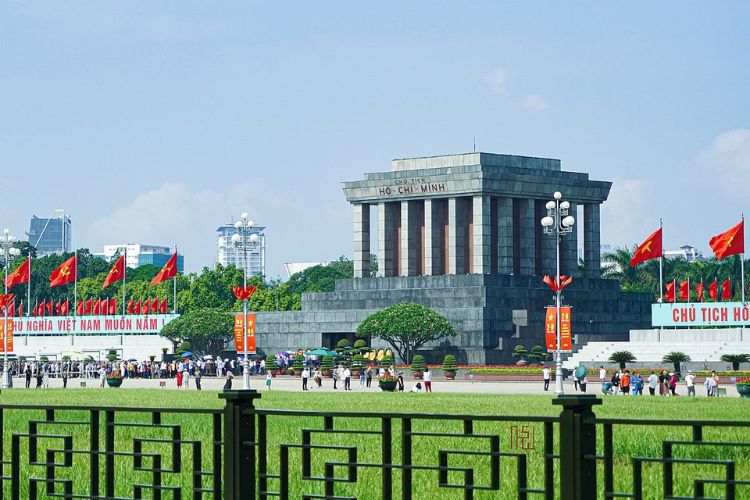 Lăng Chủ tịch Hồ Chí Minh - địa điểm chụp ảnh ở Hà Nội