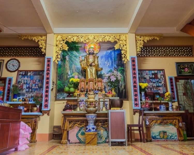 Linh Sơn Long Châu