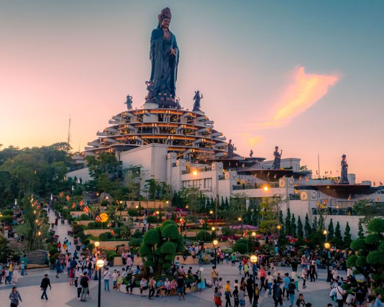 núi bà Đen