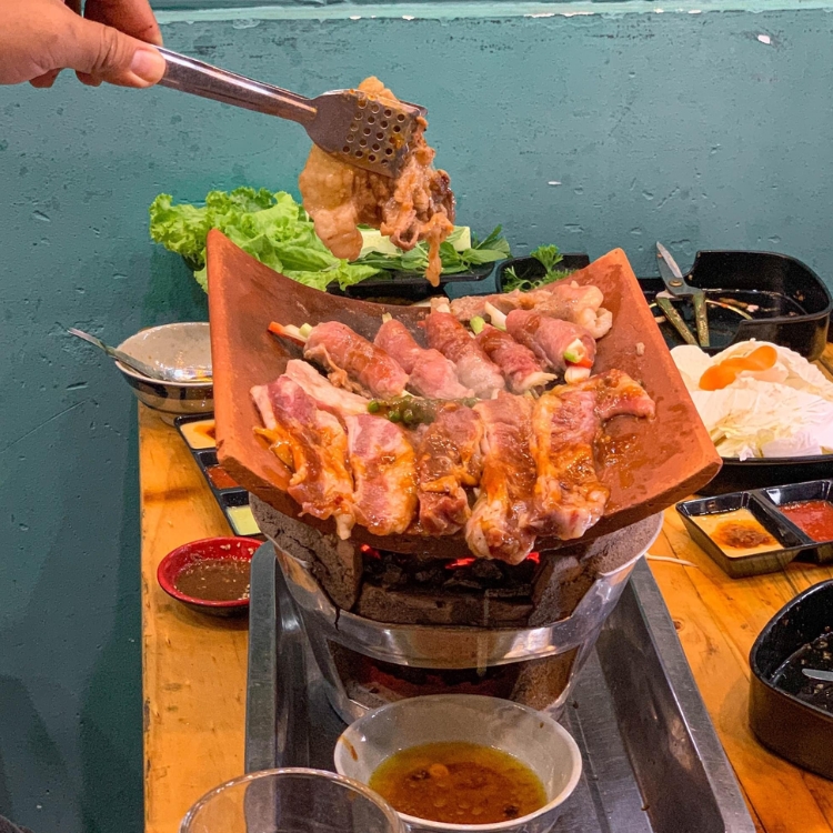 Tiệm Nướng Ngói Bonchi