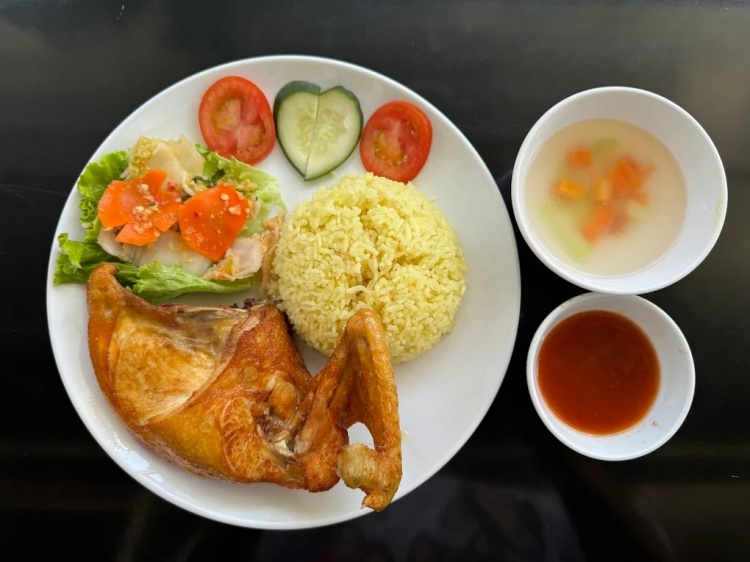 Cơm gà Hội An