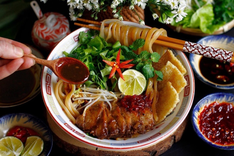 Cao lầu - đặc sản phố cổ Hội An