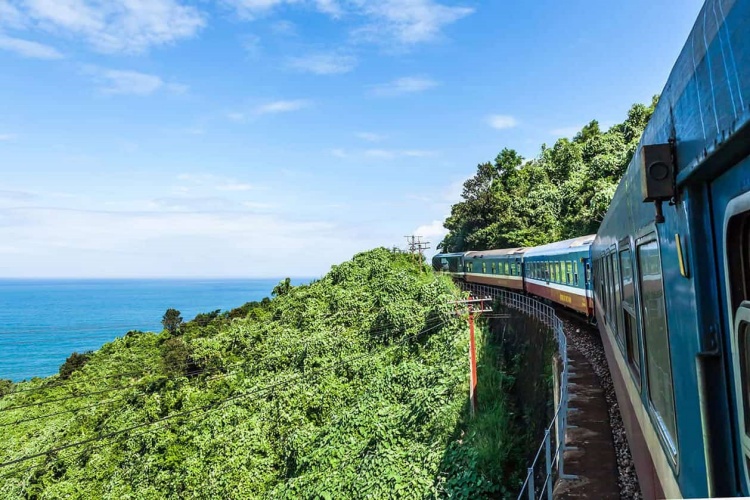 Di chuyển đến Hội An bằng xe lửa