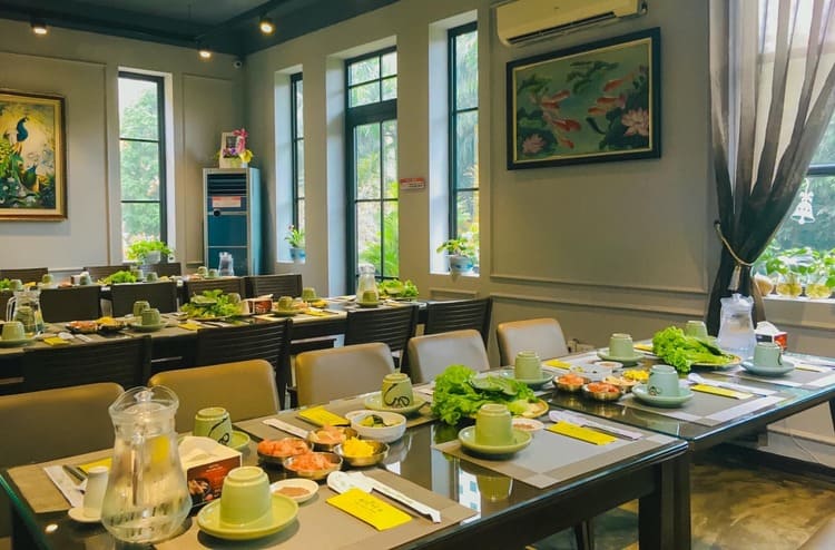 quán ăn Hàn Quốc gần đây - Nhà Hàng Chum