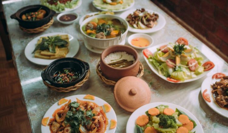 Cơm niêu Hương Việt là một quán ăn ngon Đà Lạt