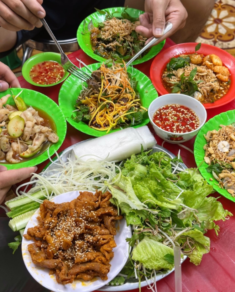 Quán Ăn Vặt - Thùy Dương