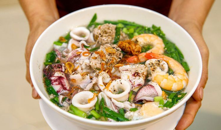 Hủ Tiếu Mực Ông Già Cali