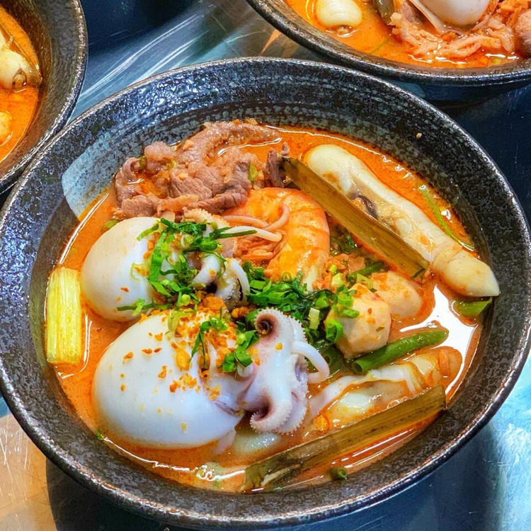 Gàu Vàng - Bún Thái Tomyum Kiểu HongKong