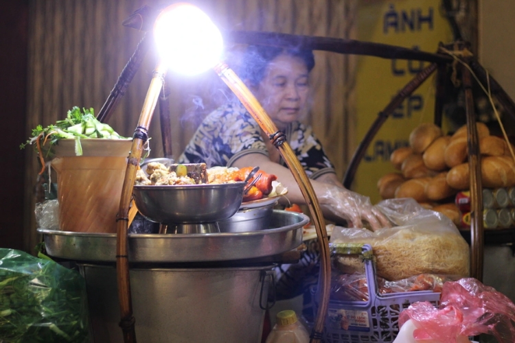 Bánh mì đêm