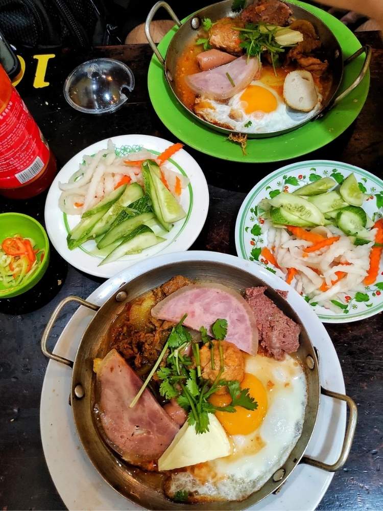Bánh mì chảo Dì Nữ