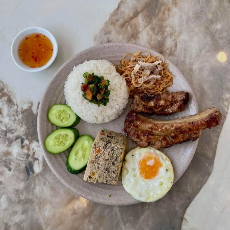 Cơm tấm Chị Hằng