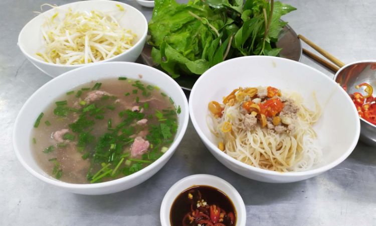 Phở Anh Tú