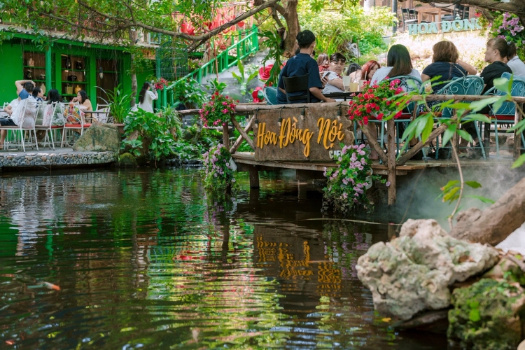 Hoa Đồng Nội Coffee