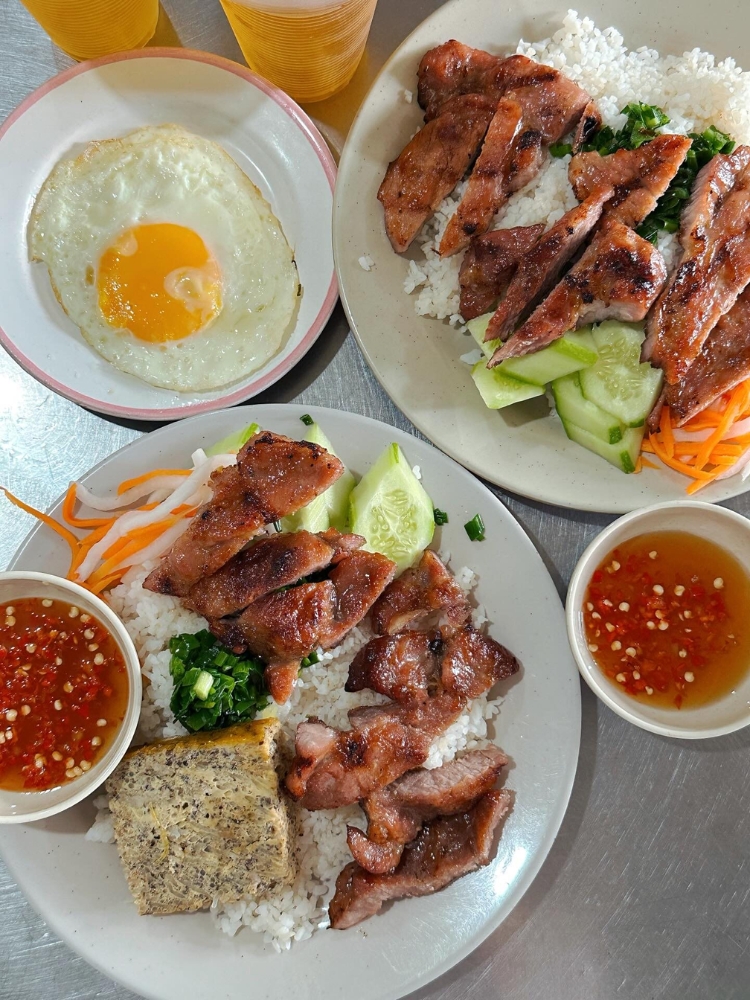 Cơm tấm Quyền