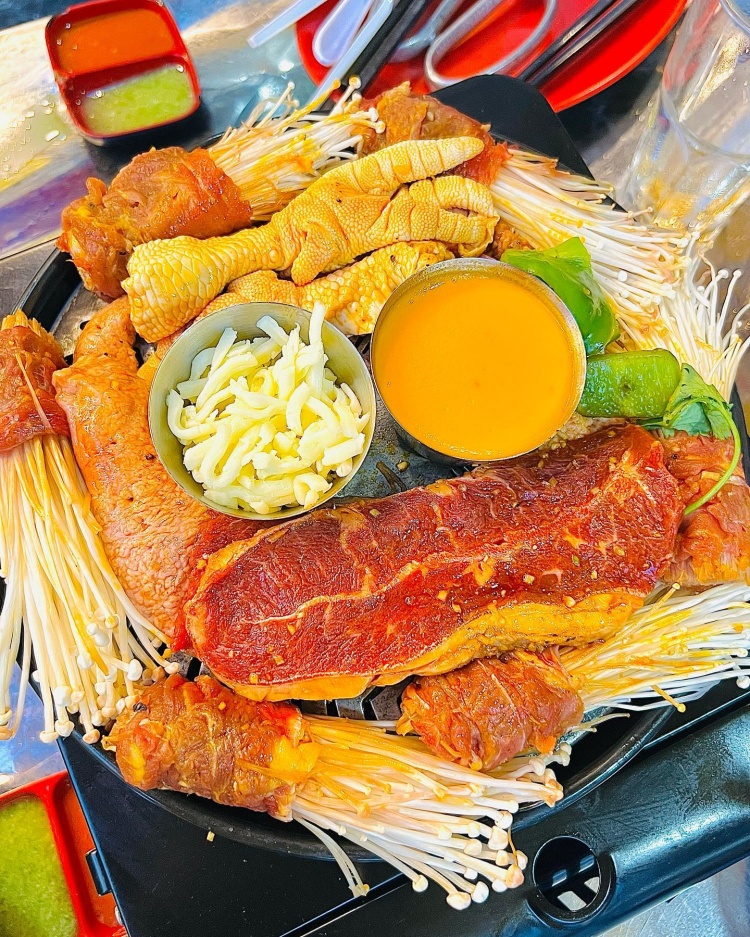 Lò Đất BBQ