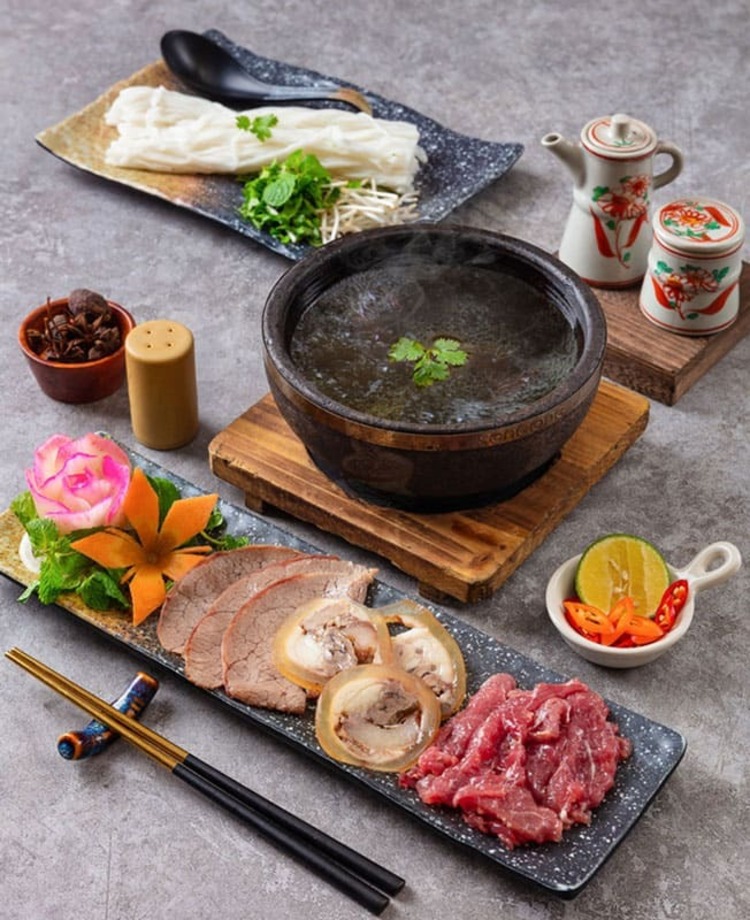 Quán phở Hà Nội - Phở Bát Đá 37 