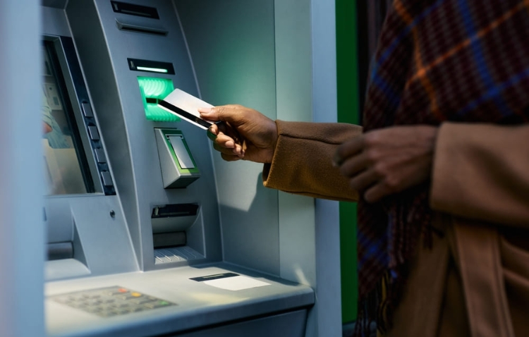 Có thể rút tiền trực tiếp ở bất cứ cây ATM nào