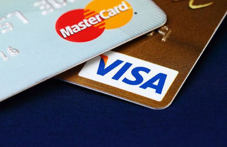 Tiện ích của thẻ ghi nợ quốc tế
