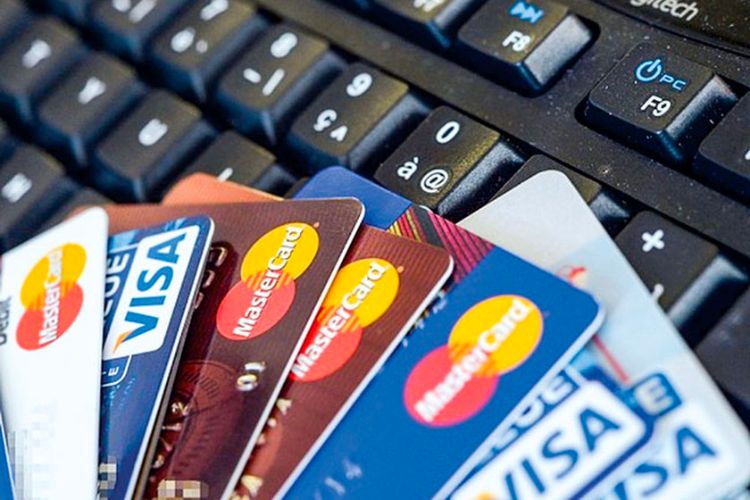 Thẻ tiêu trước trả sau được chia thành hai loại chính là thẻ tín dụng nội địa và quốc tế.