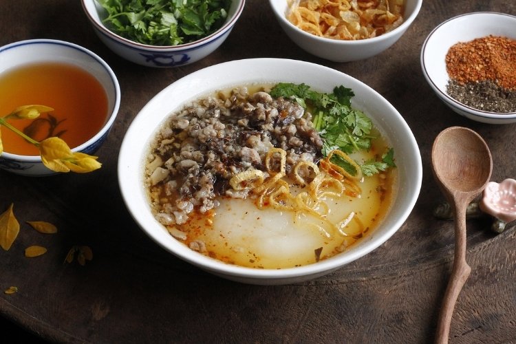 Bánh đúc nóng