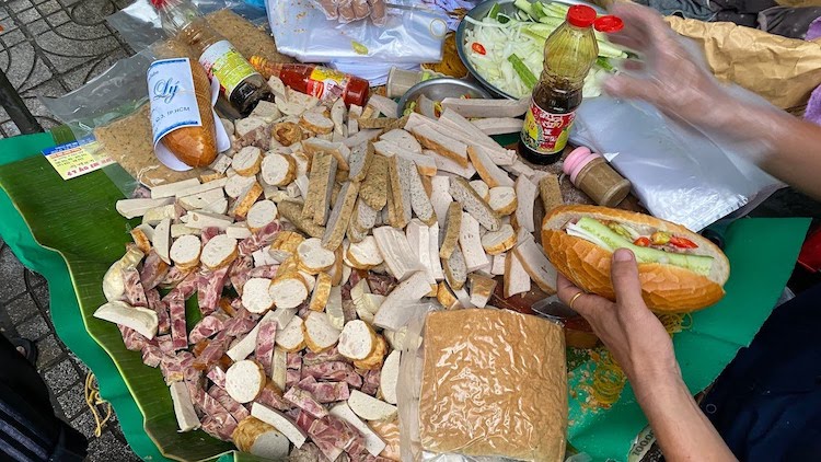 Bánh mì cụ Lý