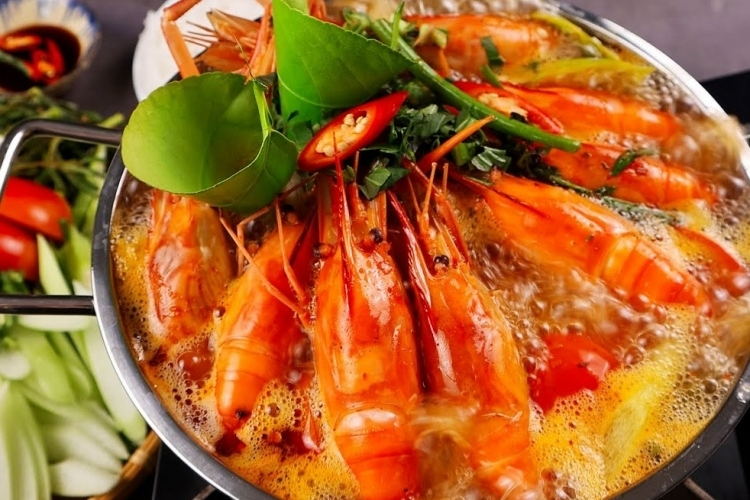 Lẩu tôm chua cay