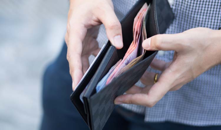 thanh toán bằng ví điện tử hạn chế những bất tiện khi sử dụng tiền mặt