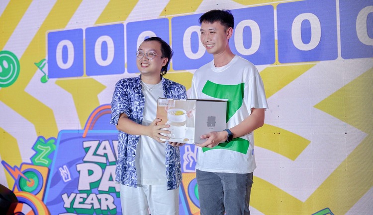 Bốc thăm trúng thưởng